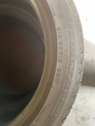 Bridgestone 215/50R18 92W