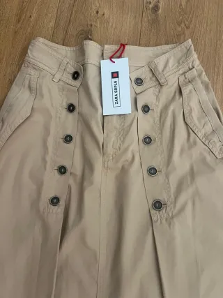 Falda midi Zara SRPLS Beige