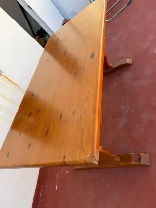 Mesa de madera maciza rústica