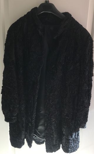 Abrigo 3/4 piel astrakan negro señora
