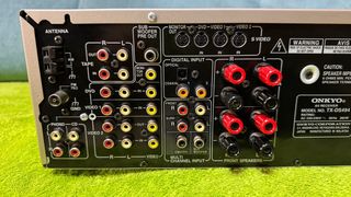 Amplificador Onkyo TX-DS494 Plata