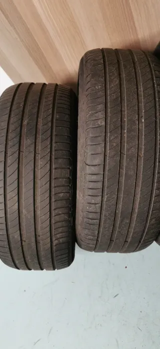 Neumático Michelin Primacy 4 235 55 R17