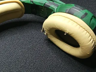 Trust GXT Auriculares con Micrófono Camuflaje
