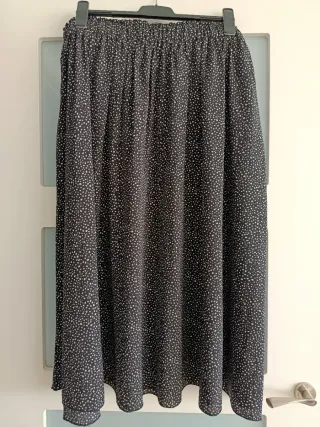 Falda negra topos talla 3XL