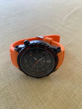Reloj Brenatt Naranja y Negro