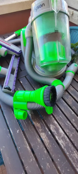 Aspiradora Dyson DC05 Absolute+Hepa