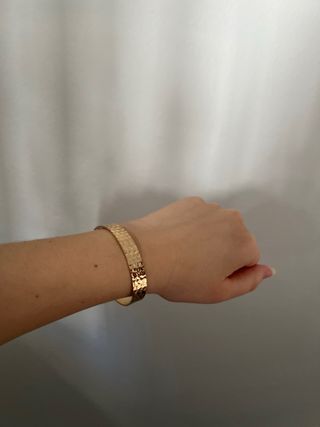 Collar nuevo y no se pone feo con regalos