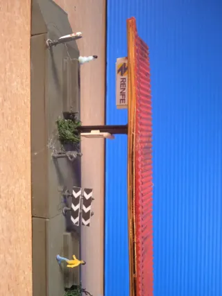 Apeadero Renfe ADIF Escala N * Locomotora