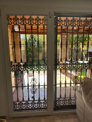 Reja hierro corredera