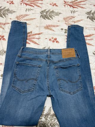 Pantalón vaquero pitillo Jack & Jones azul