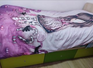 Cama infantil con 3 cajones