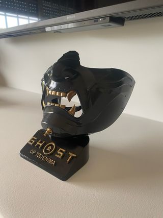 Máscara Ghost of Tsushima com Suporte
