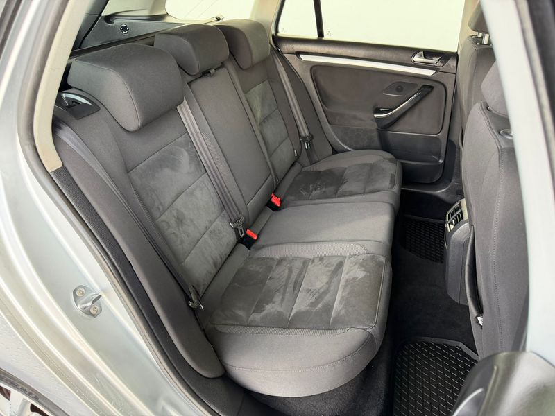 Volkswagen Golf VI Variant 1.6 TDI CR Advance 2010, foto 18