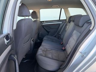 WV GOLF VARIANT 1.6TDi 105CV MANUAL 5PT 5PZ