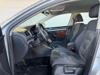 WV GOLF VARIANT 1.6TDi 105CV MANUAL 5PT 5PZ