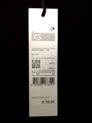 Abito Sisley nero, maniche  con volant