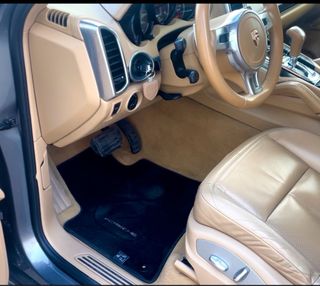 Porsche Cayenne 2012