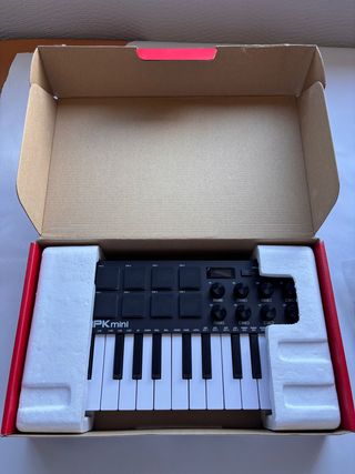 Teclado MIDI Akai MPK Mini MK3