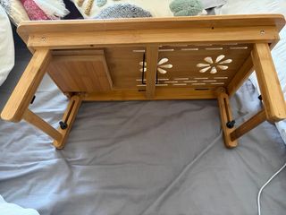 Mesa plegable Balboo para portátil