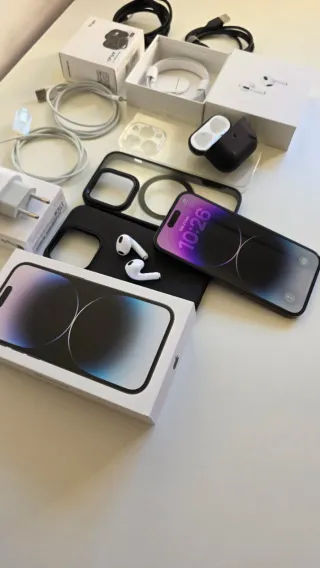 iPhone 14 Pro 128GB + AirPods 3ª Gen + Accesorios