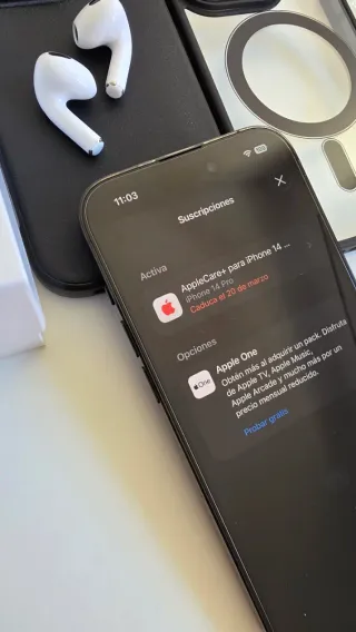 iPhone 14 Pro 128GB + AirPods 3ª Gen + Accesorios