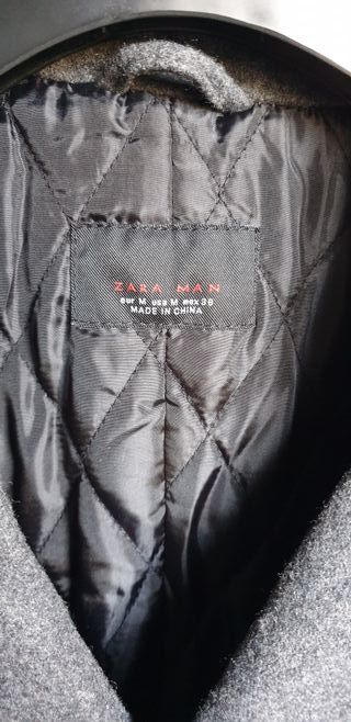 Abrigo Zara hombre gris. Talla M.