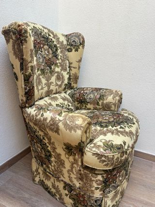 Butaca vintage floral muy nueva