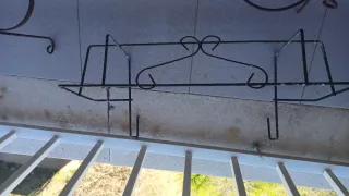 Supporti in ferro battuto per fioriere e vasi