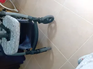 Silla de paseo bebé gris