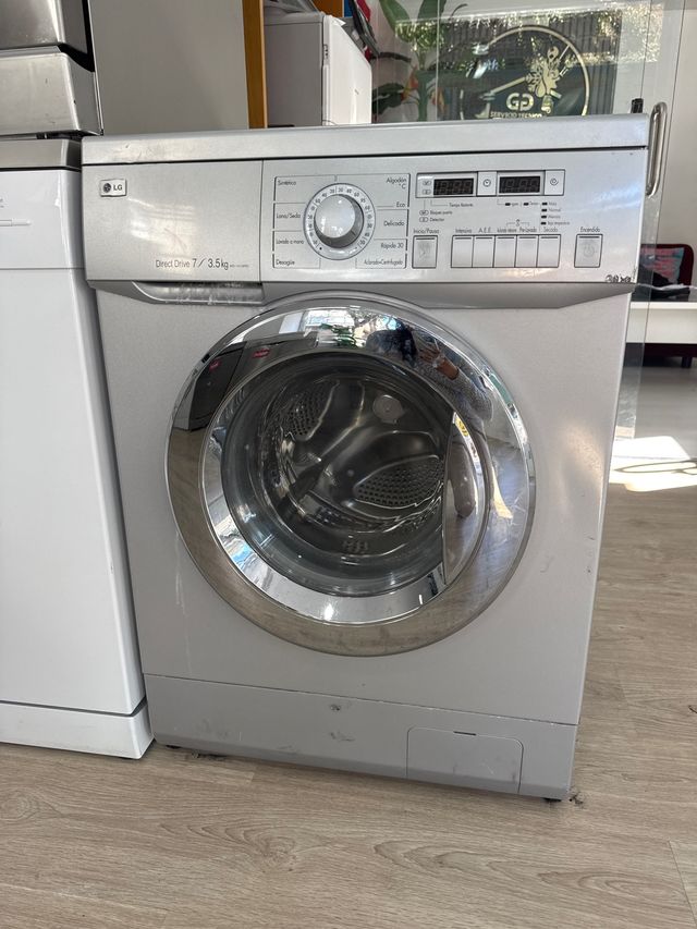 Lavasecadora LG Direct Drive 7kg / 3.5