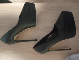 Zapatos de tacón Benotti negros