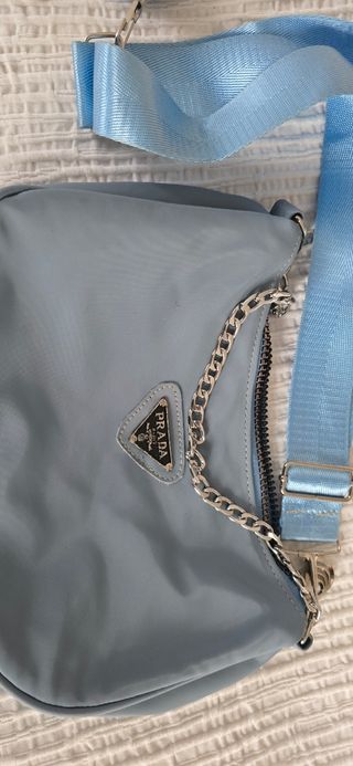 Bolso azul con cartera