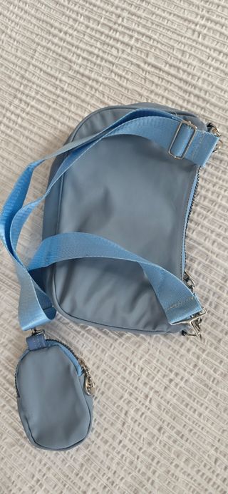 Bolso azul con cartera
