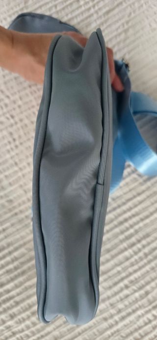 Bolso azul con cartera