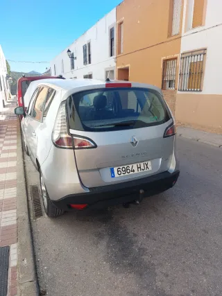 Renault Scenic 2012