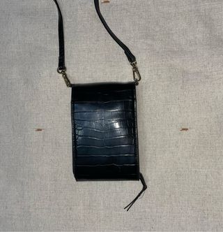 Bolso negro Parfois efecto piel cocodrilo