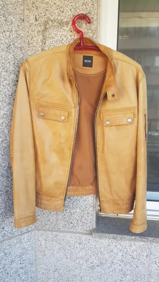 Cazadora Cuero Hugo Boss Talla 48