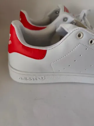 Zapatillas de Chico N°44 nuevas.