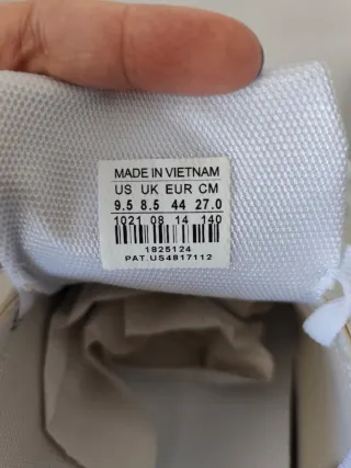 Zapatillas de Chico N°44 nuevas.