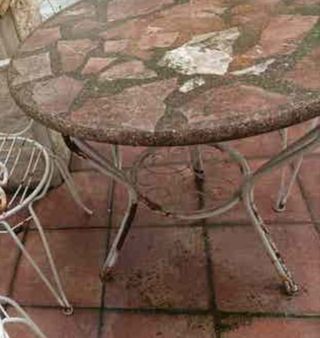 Tavolo e 4 sedie da terrazzo in ferro e pietra