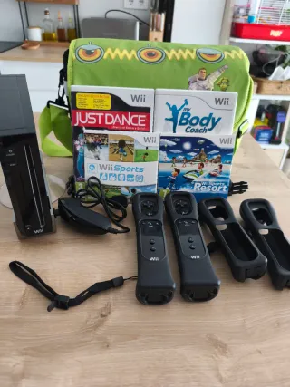 Nintendo Wii Negra con Juegos y Accesorios