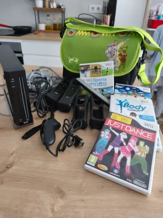Nintendo Wii Negra con Juegos y Accesorios