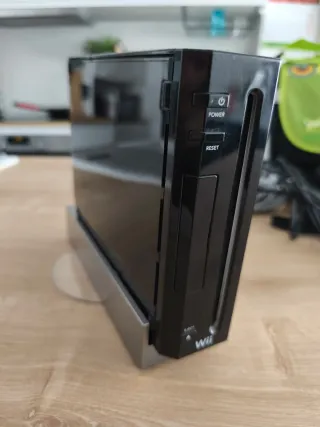 Nintendo Wii Negra con Juegos y Accesorios