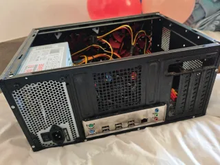 Torre Mars Gaming X79 Xeon E5-2689 y fuente