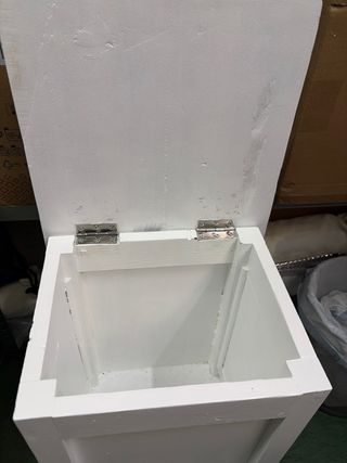 Mueble blanco de madera