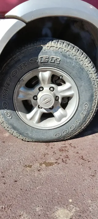 Llantas Nissan Terrano 2
