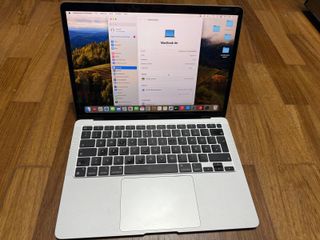 MacBook Air M1 13,3 Retina (2020)