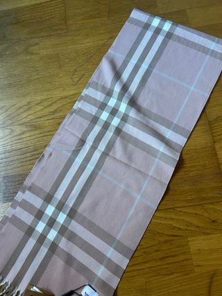 Cachecol Burberry Rosa e Bege