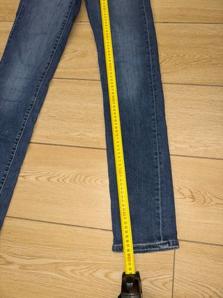 Levi's 312 W26 L32 Jeans