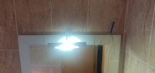 Espejo de baño moderno con luz. Negociable